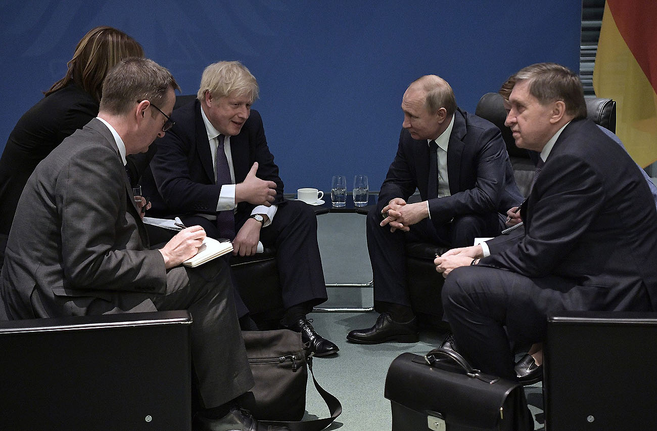 Vladimir Putin e Boris Johnson na Conferência sobre a Líbia. Foto: RussianPresidential Executive Office