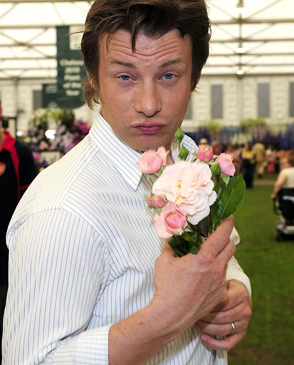 Jamie Oliver: unindo música e comida pelo social, no Big Feastival. Foto: Divulgação/celebitchy.com
