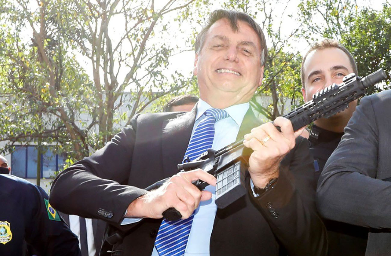 Bolsonaro defende flexibilização da poosse e porte de armas no Brasil.Foto: Agência Brasil
