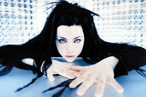 Amy Lee: 'We are Fallen não tem nada a ver comigo ou com o Evanescence'.sprintusers.com