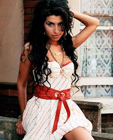 Amy Winehouse cria coleção para Fred Perry.theinsider.com