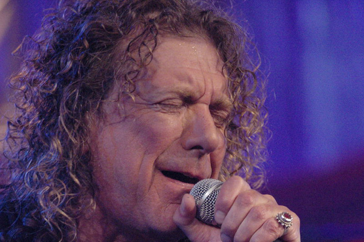 Robert Plant pode se unir aos companheiros de Led Zeppilin novamente.commons.wikimedia.org