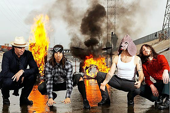 Red Hot Chili Peppers pode ganhar sua própria versão de Guitar Hero. indiespeaker.com