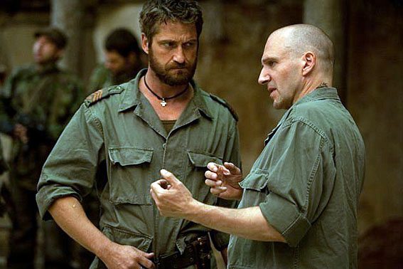 FOTO - Ralph Fiennes e Gerard Butler contracenam em Coriolanus.Divulgação/Premier PR