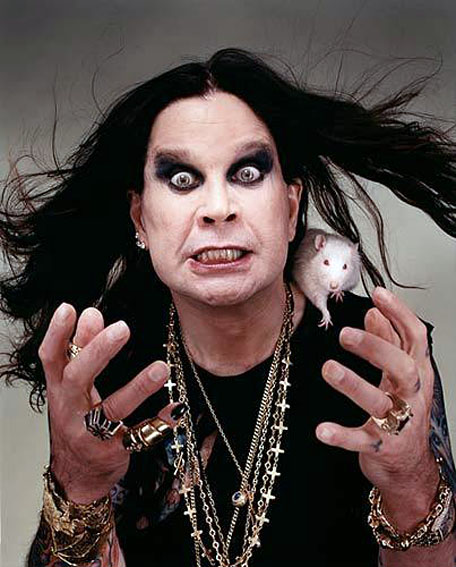 FOTO - Ozzy Osbourne cogita retorno ao Black Sabbath antes de lançar novo álbum solo.static.blogstorage.hi-pi.com