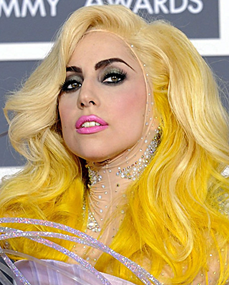 FOTO - Lady Gaga prepara novo álbum com músicas mais politizadas.pausaparafeminices.files.wordpress.com