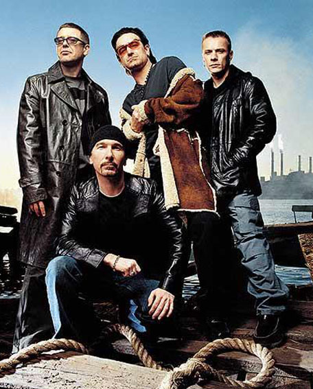 U2 está em turnê para Europa no momento.u2.com