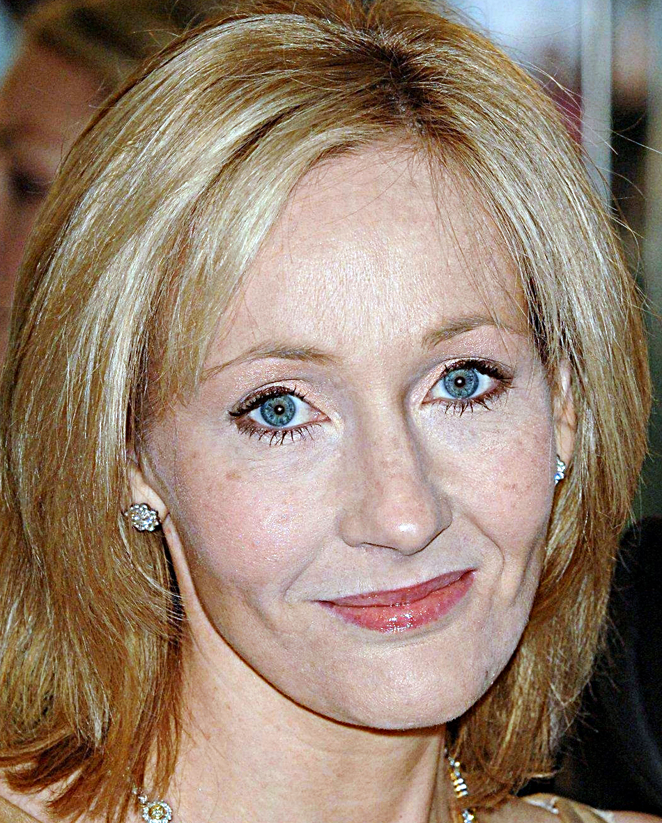 FOTO - JK Rowling doa cerca de R$ 27 milhões para pesquisas sobre esclerose múltipla. tdbimg.com