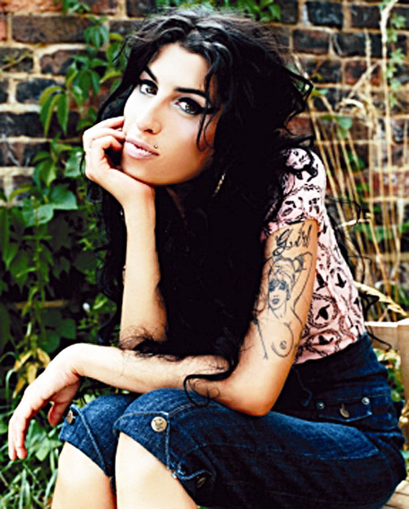 Shows de Amy Winehouse no Rio e em Florianópolis já têm ingressos à venda. nanosecond.files.wordpress.com