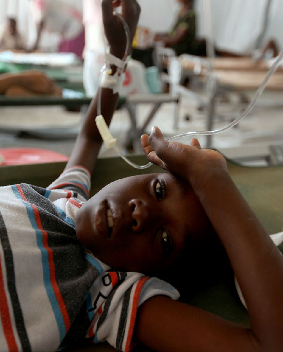 População do Haiti enfrenta epidemia de cólera. Douglas Engle/Austral Foto