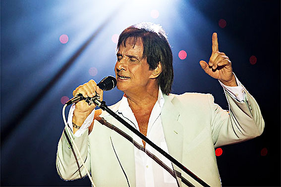 Roberto Carlos anuncia shows-duetos com Stevie Wonder.portalibahia.com.br