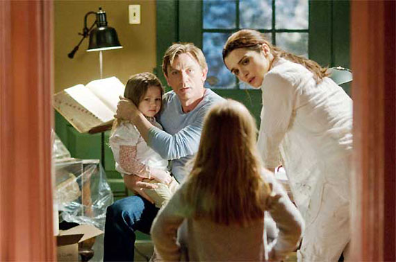 Daniel Craig e Rachel Weisz em cena de Dream House.teaser-trailer.com