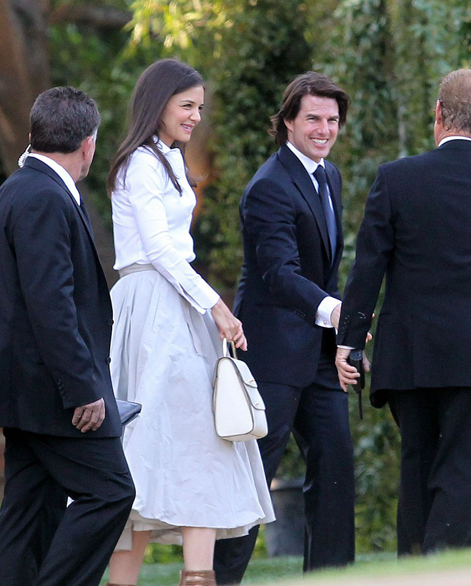 Tom Cruise no casamento do amigo Brad Grey.justjared.com