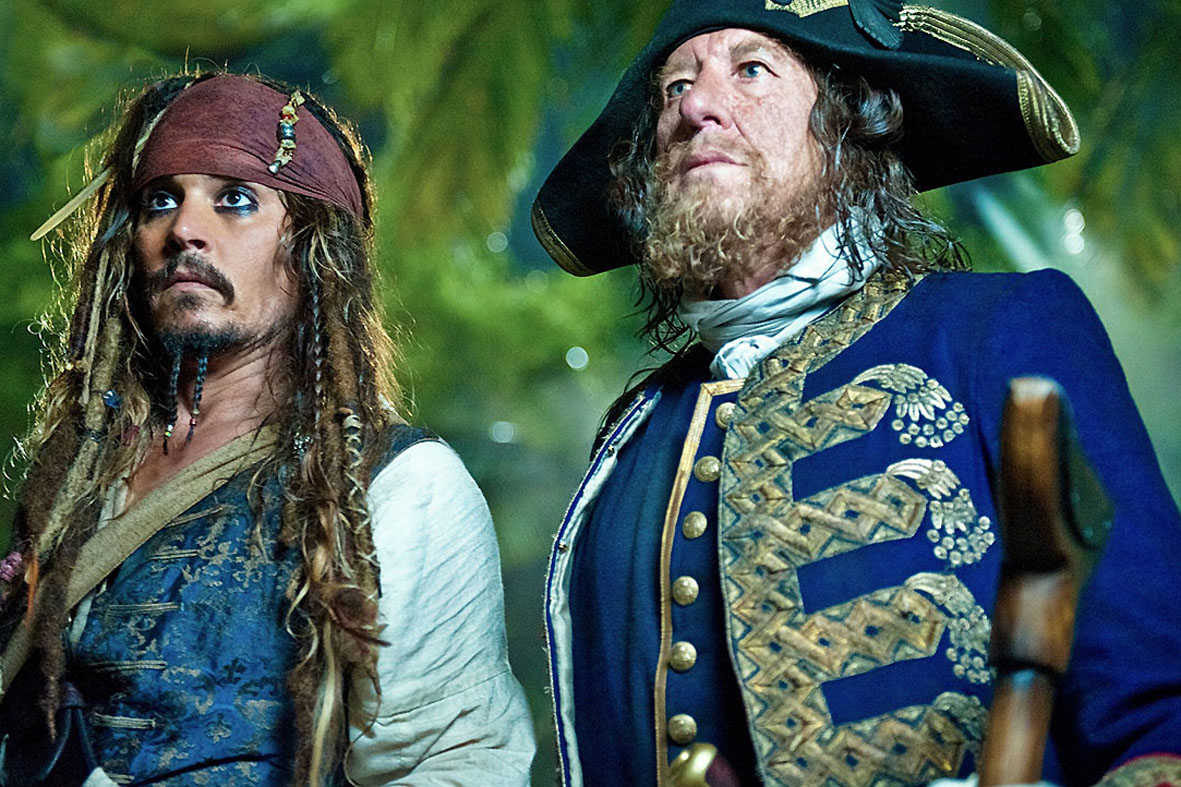 Johnny Depp e Geofrey Rush em Piratas do Caribe 4. DivulgaçãoDivulgação