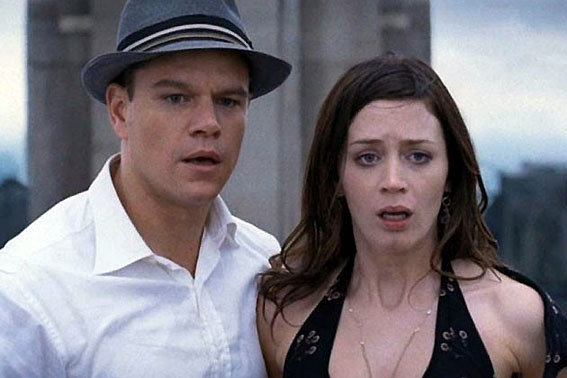 Matt Damon e Emily Blunt em cena de Os Agentes do Destino. Divulgação