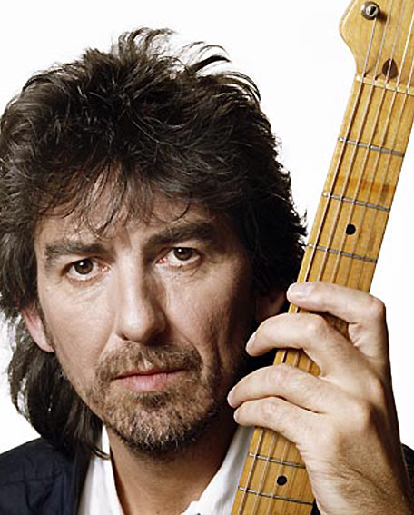George Harrison é homenageado em show-tributo reunindo vários músicos.Divulgação