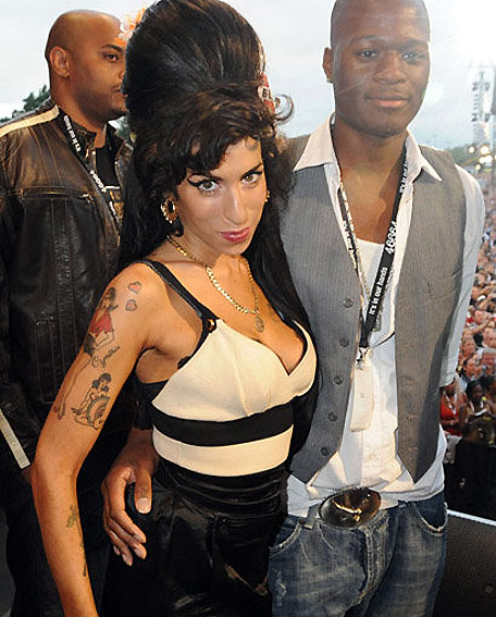 Zalon com Amy Winehouse: cantor lança single em homenagem à cantora. Foto:Divulgacão/zalononline.com