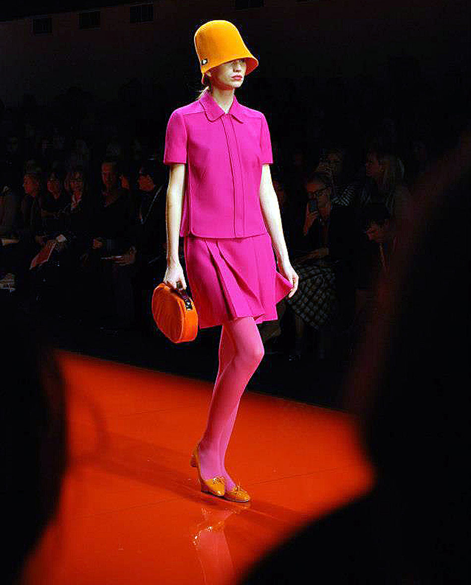 Jasper Conran: abusando do laranja e pink na London Fashion  Week. Foto: Steffen Michels/BR Press