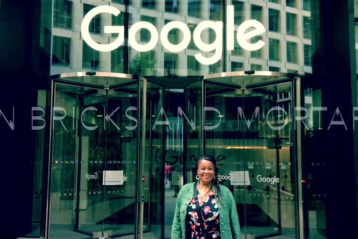 Fachada do Google, em Londres: gigante das buscas promete evitar indexação de notícias falsas. Foto: Google London/Divulgação