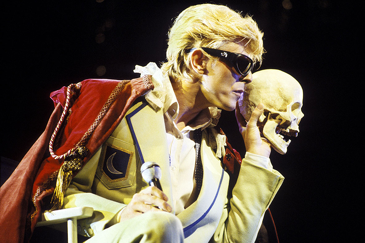 David Bowie na turnê Serious Moonlight: ávido leitor