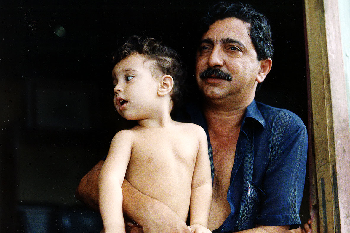 Chico Mendes e o filho Sandino