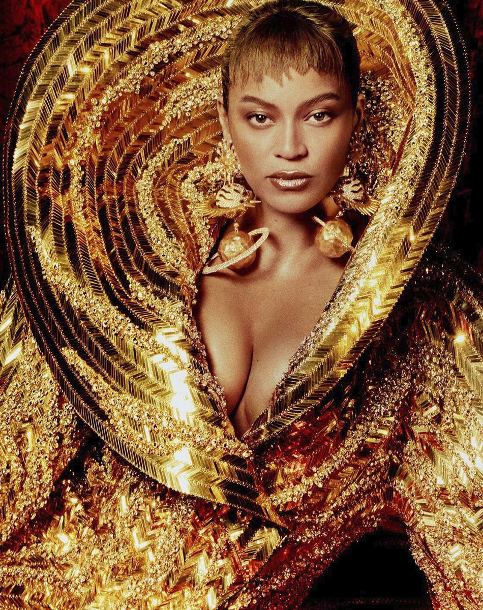 Beyoncé usa Roseberry na Vogue inglesa. Foto: Rafael Pavarotti