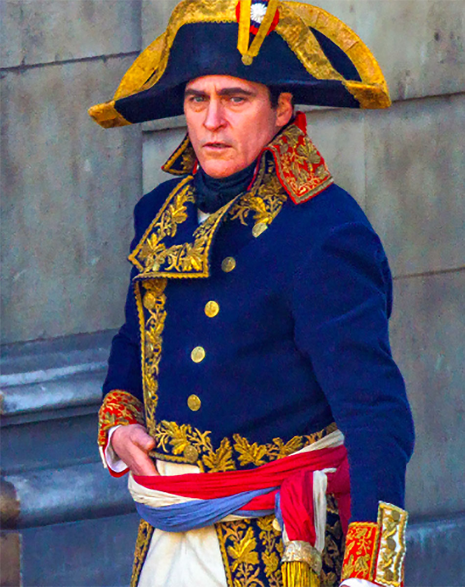 Joaquin Phoenix no set de Napoleão. Foto: Apple Studios