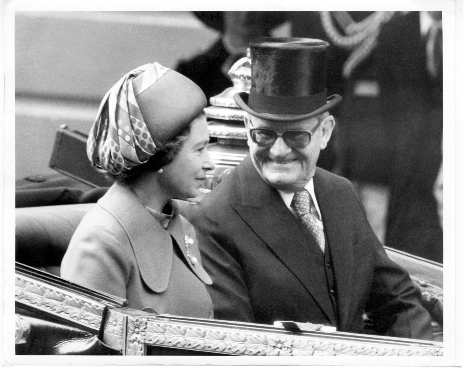 Elizabeth II e Ernesto Geisel, em Londres. Foto: Acervo Fundação Getulio Vargas